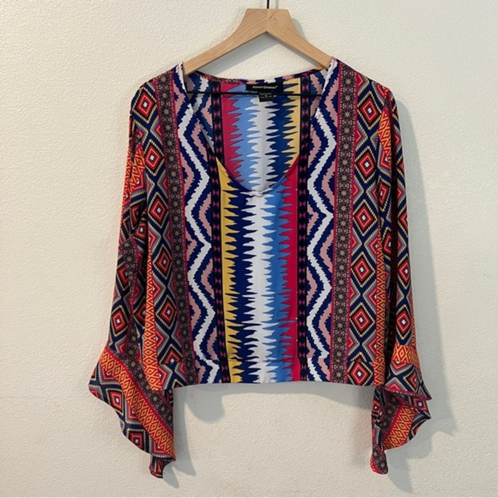 Ashley Stewart Colorful Chiffon‎ Printed Flutter Bell Sleeve Boxy Crop Top 16